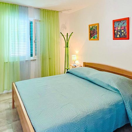 Apartments By The Sea Medveja, Opatija - 7720 Ловран Екстер'єр фото