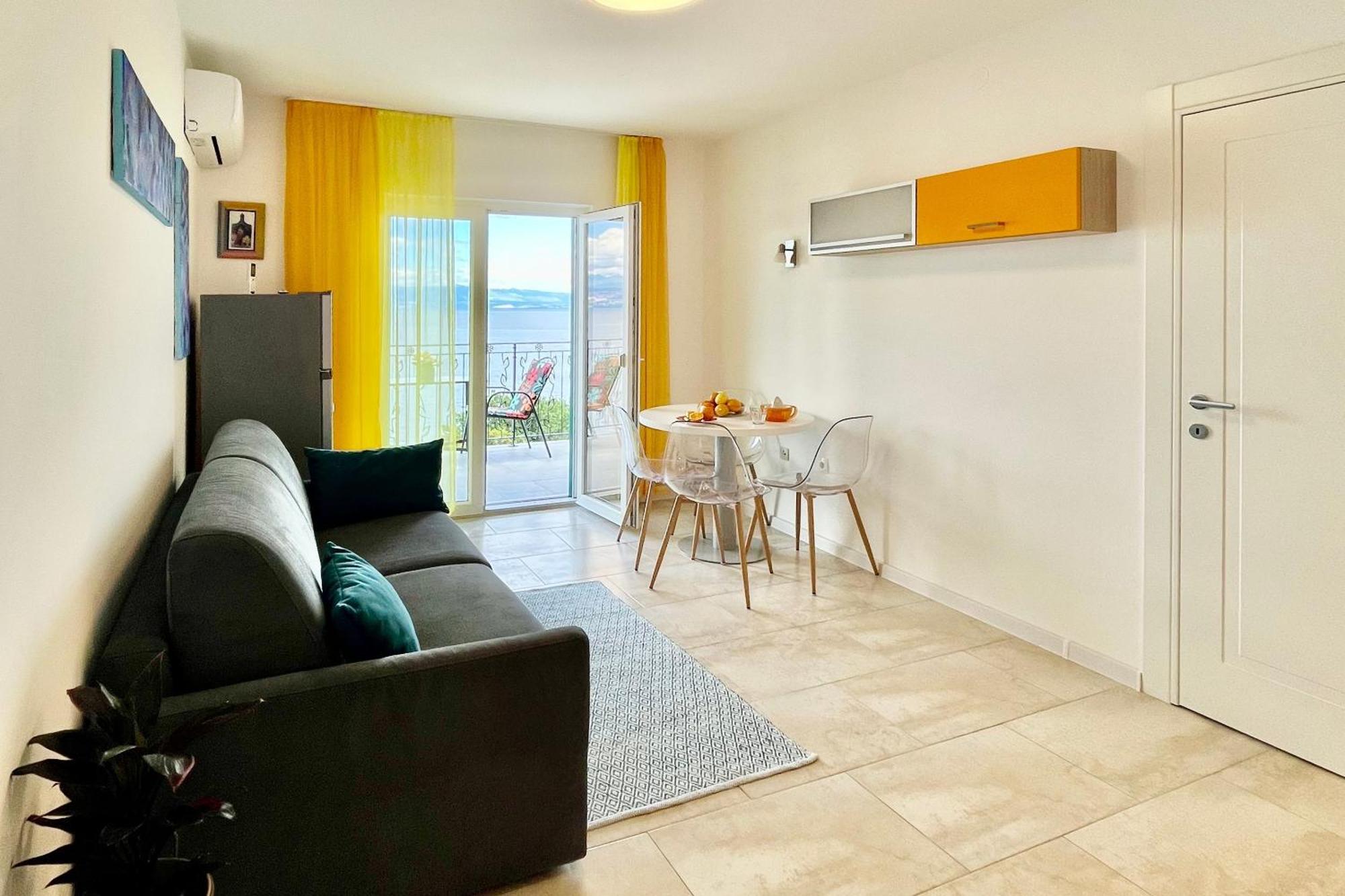 Apartments By The Sea Medveja, Opatija - 7720 Ловран Екстер'єр фото